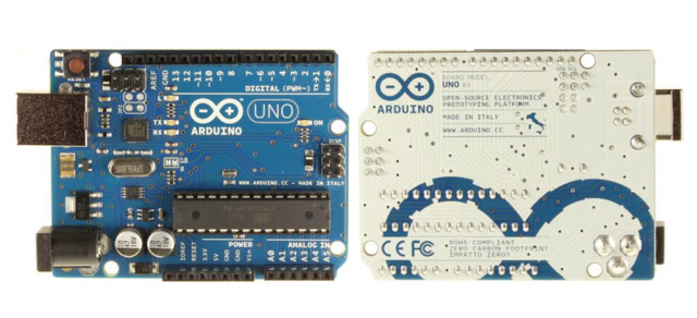 Плата Arduino UNO - вид спереди и сзади